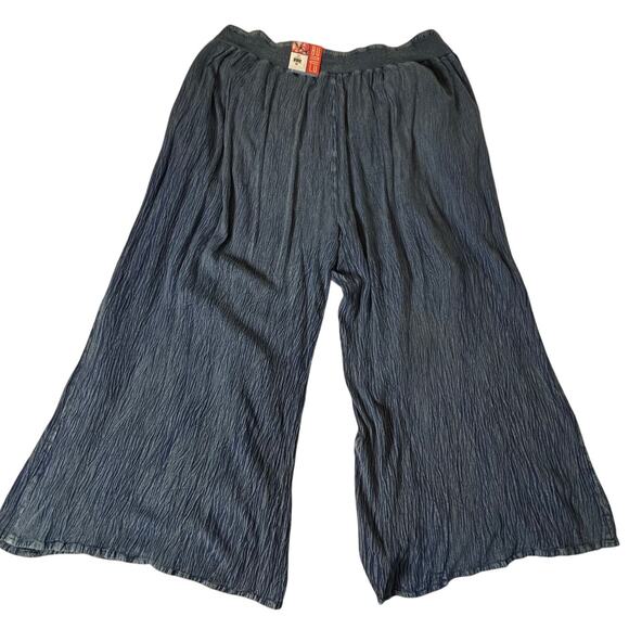 Bunulu Denim Look Crinkle Elasticated Waist Fit n Flare Capri Pant 3X - Picture 5 of 10